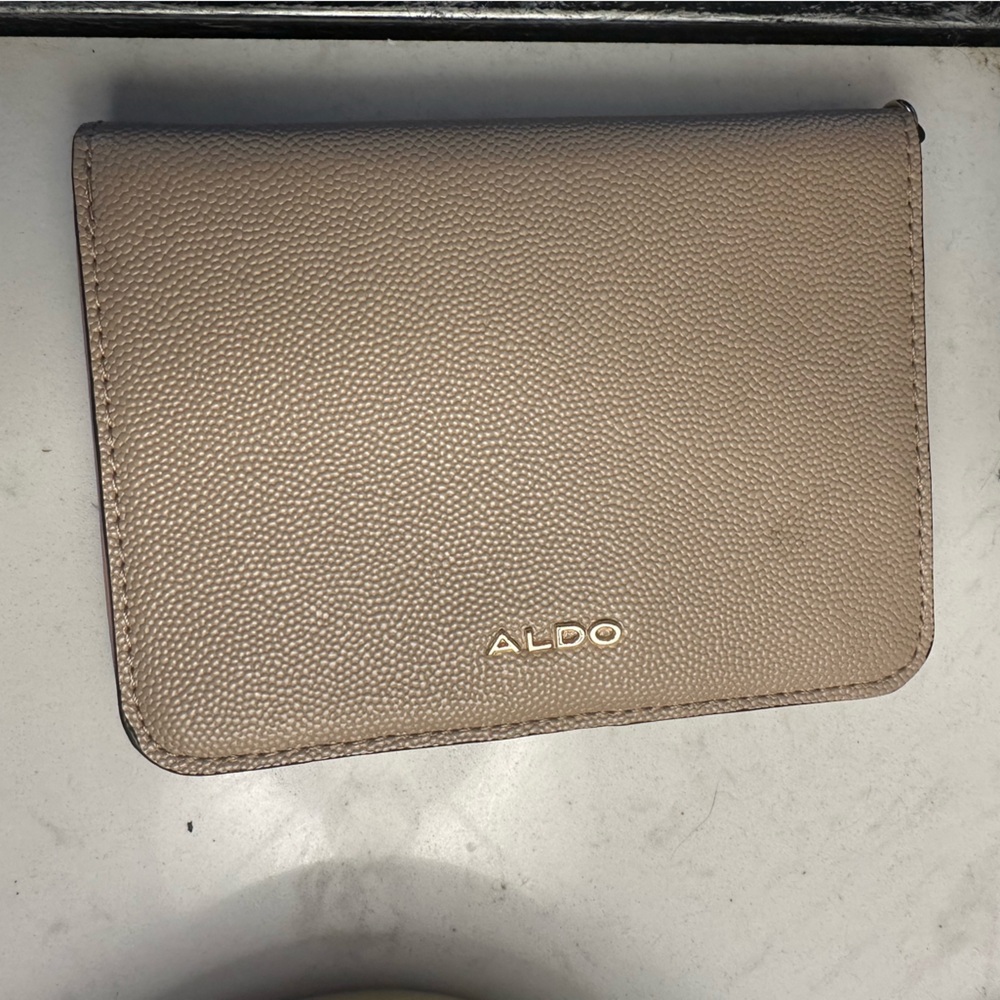 Aldo Taupe Textured Wallet- like new
